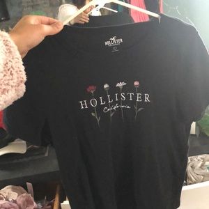 Hollister Tee